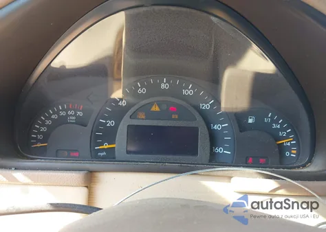 2003 Mercedes-Benz C 240 z USA, uszkodzony, nr VIN WDBRF61J33A496358